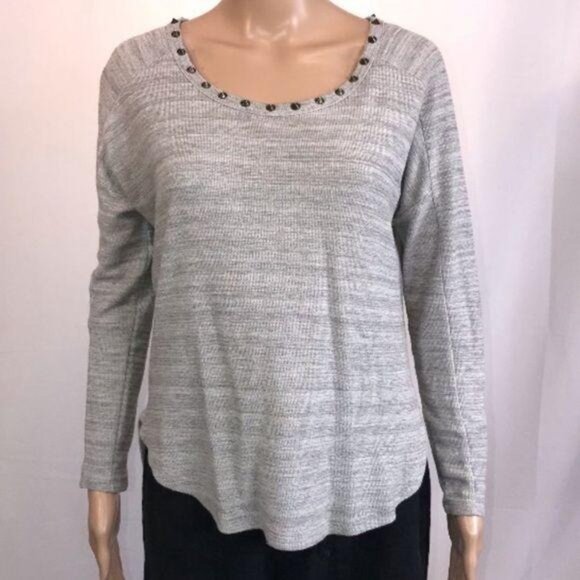 Love 21 grey studded high-low blouse small - Picture 3 of 6